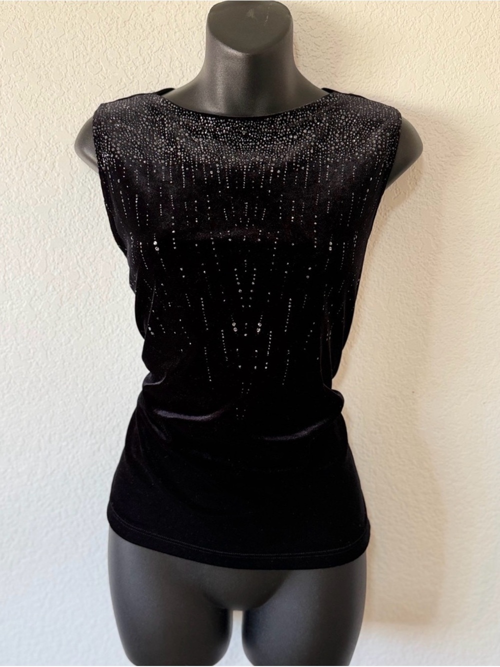 Vintage Women's Black Velvet Sleeveless Tank Top with Sparkle Detail